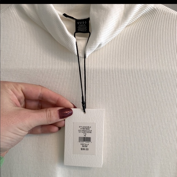 White Turtleneck - Picture 4 of 4